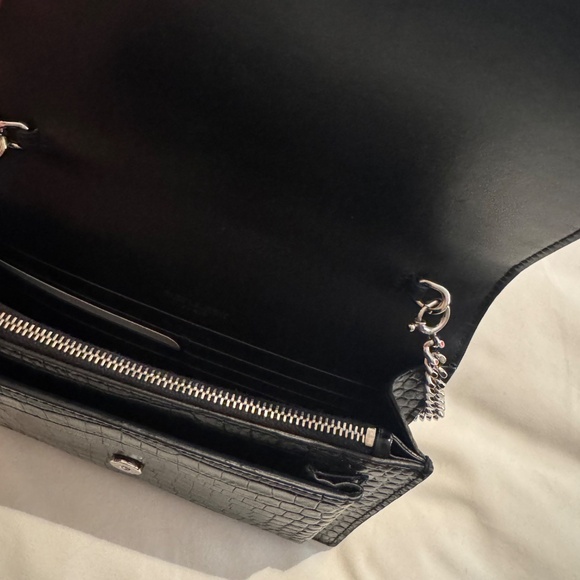 SUNSET CHAIN WALLET IN CROCODILE-EMBOSSED SHINY LEATHER - Picture 6 of 8